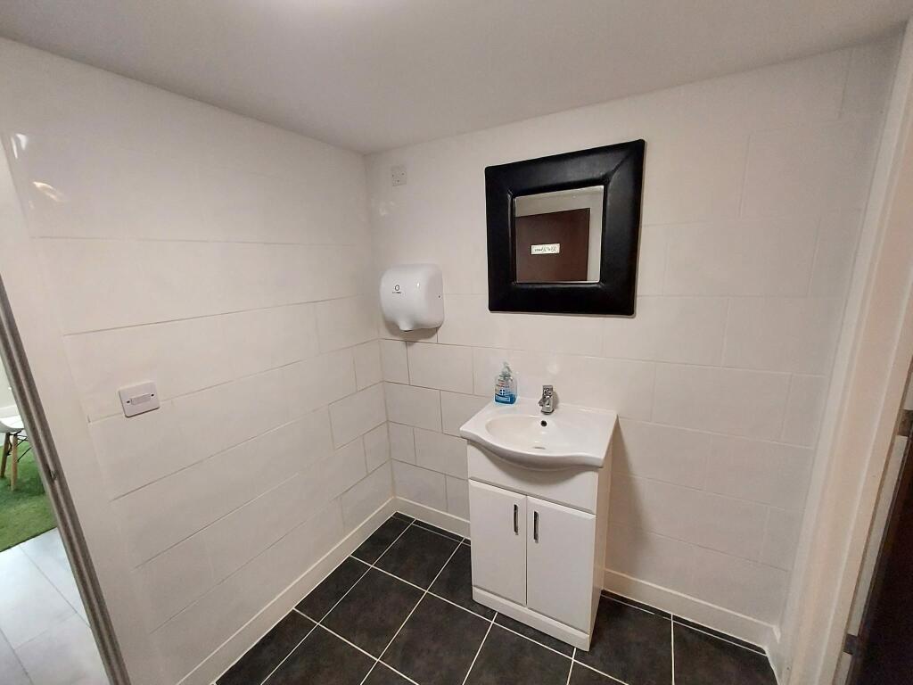 Additional image 11 of Braintree