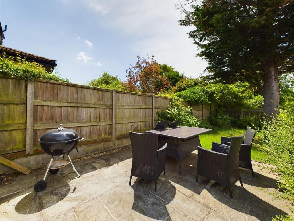 Additional image 18 of Chipstead Valley Road, Coulsdon