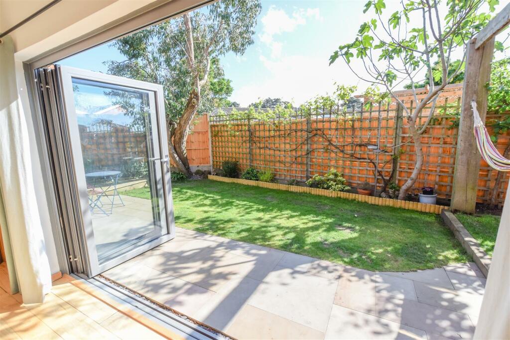 Additional image 18 of Victoria Road, Little Neston, Neston