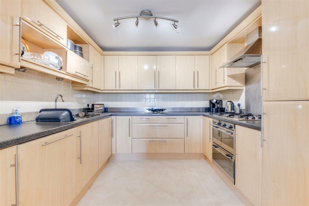 Additional image 4 of Manorial Road, Parkgate