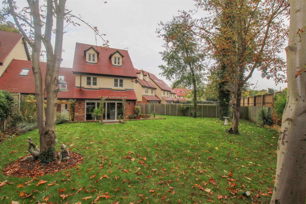 Additional image 19 of Deerbrook Place, Old Harlow