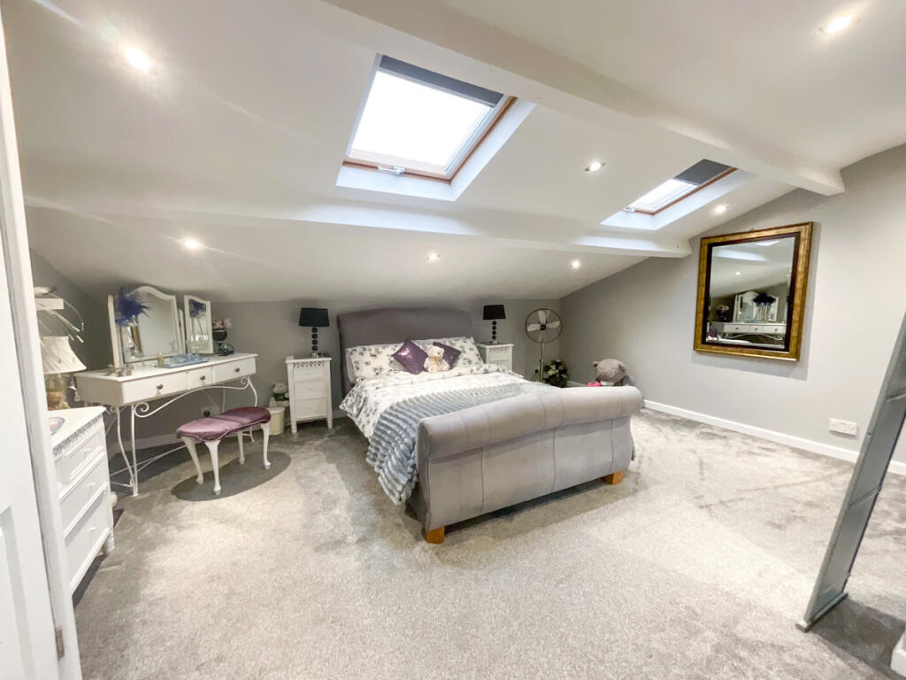 Additional image 12 of Thorpe Road, Clacton-on-sea, CO15 4