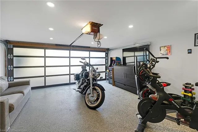 Additional image 33 of 4 Courtsfield Cres