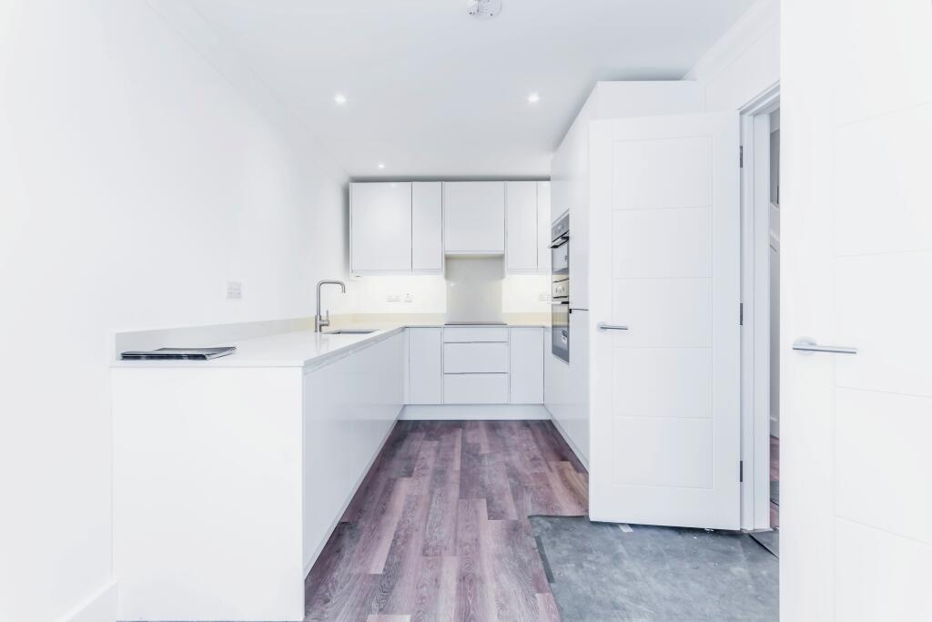 Additional image 8 of Winchester House, Croham Valley Road, South Croydon, CR2