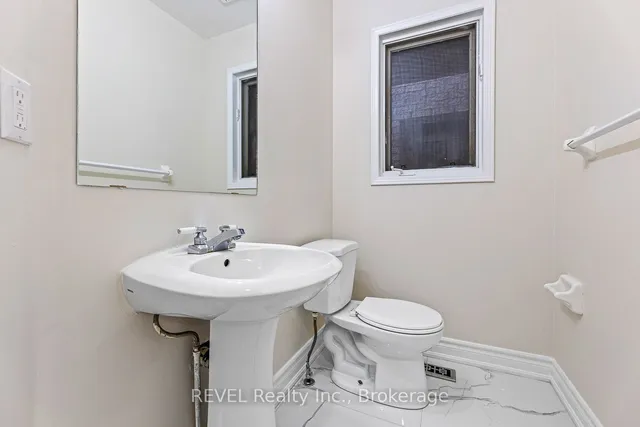 Additional image 24 of 92 Goldenlight Circ Unit 11