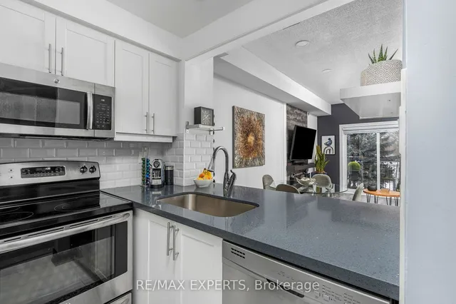 Additional image 7 of 1000 Sheppard Ave Unit 206