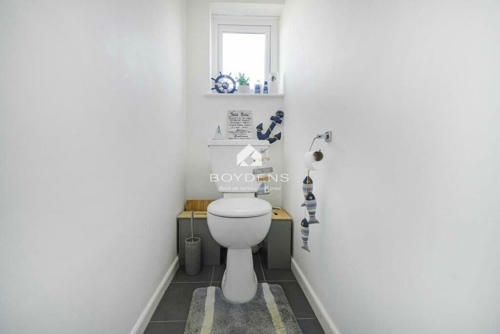 Additional image 9 of Linkside, ., Frinton-on-Sea, Essex, CO13 9EN