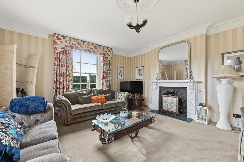 Additional image 21 of Frinton Road, Thorpe-Le-Soken