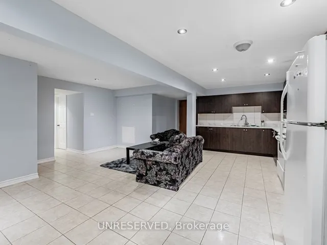 Additional image 28 of 76 Blackmere Circ