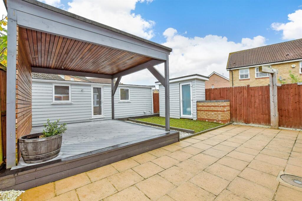 Additional image 6 of Doulton Close, Church Langley, Harlow, Essex