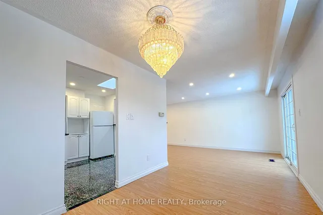 Additional image 18 of 75 Glen Springs Dr