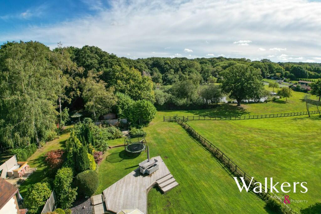 Additional image 4 of Well Lane, Stock