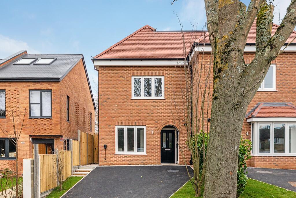 Croham Valley Road, South Croydon