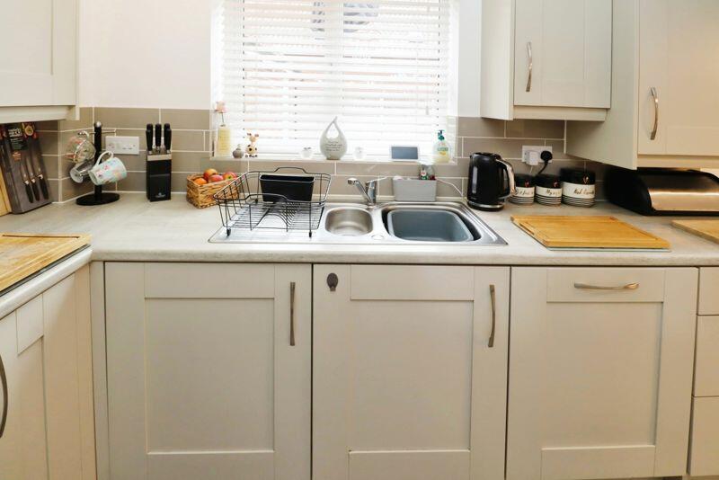 Additional image 7 of Keats Crescent, Brightlingsea, CO7