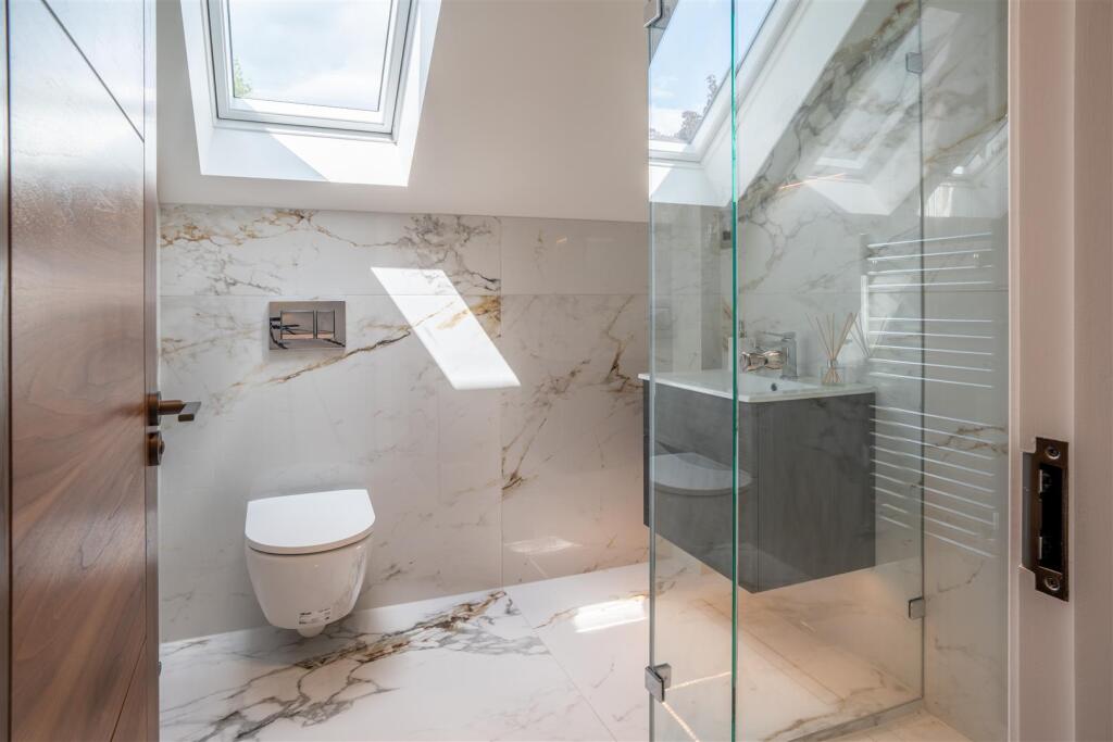 Additional image 22 of Broomhills Chase, Little Burstead, Billericay