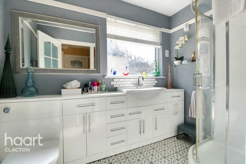 Additional image 11 of Third Avenue, Clacton-On-Sea