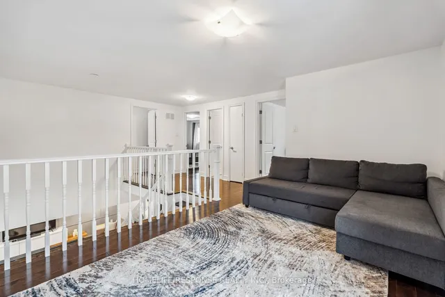 Additional image 20 of 77 GARBUTT Cres