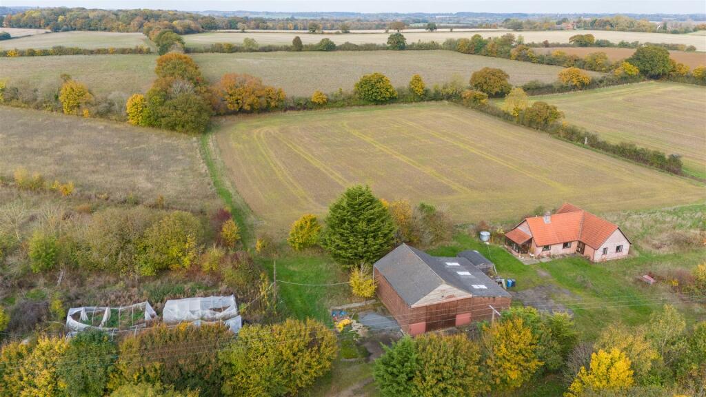 Additional image 9 of East Barn at Hedgerows Farm, Brent Eleigh, Suffolk