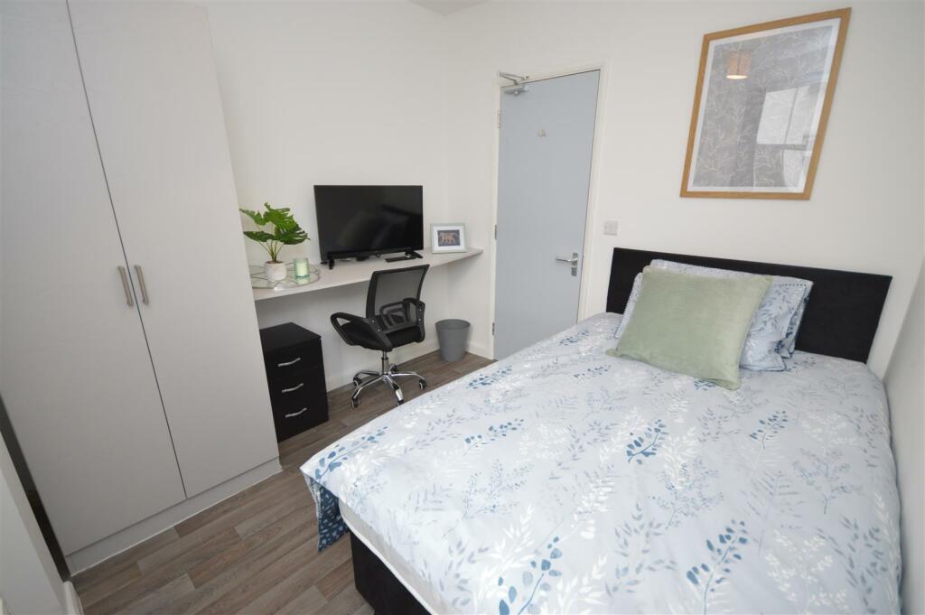 Additional image 10 of Liverpool Road, Neston, Neston