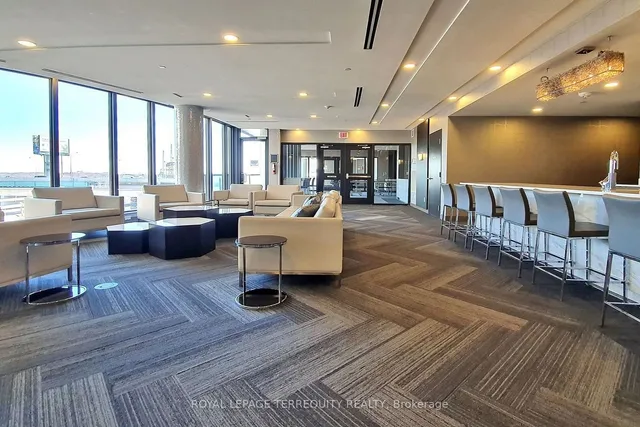 Additional image 18 of 51 East Liberty St Unit 901