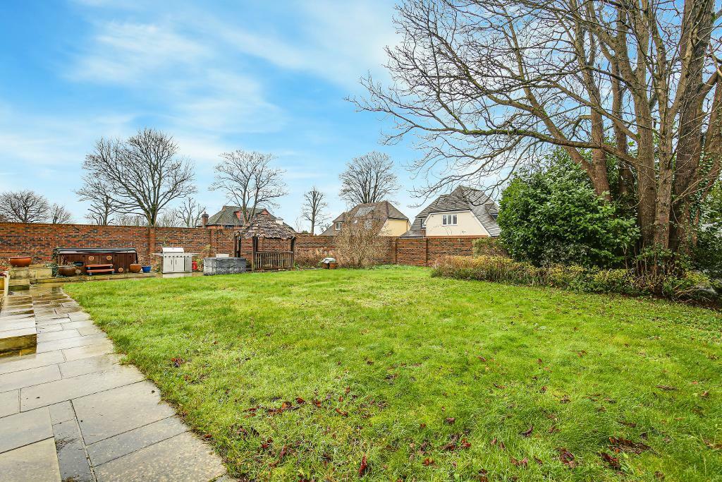 Additional image 29 of Arkwright Road, Sanderstead, Surrey, CR2 0LN