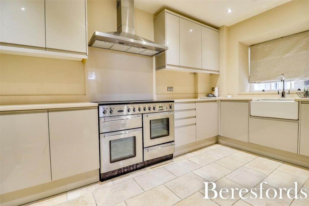 Additional image 3 of Thorndon Park, Ingrave, CM13