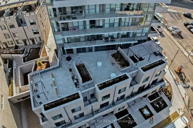 Additional image 38 of 165 Pears Ave Unit Th13