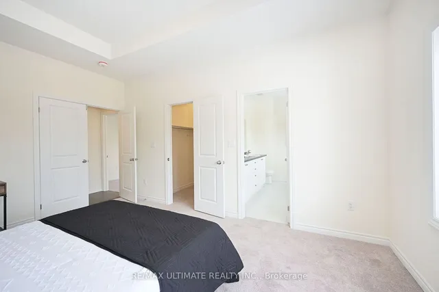 Additional image 21 of 18 Thresher St