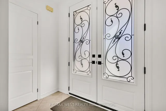 Additional image 6 of 84 Lone Rock Circ