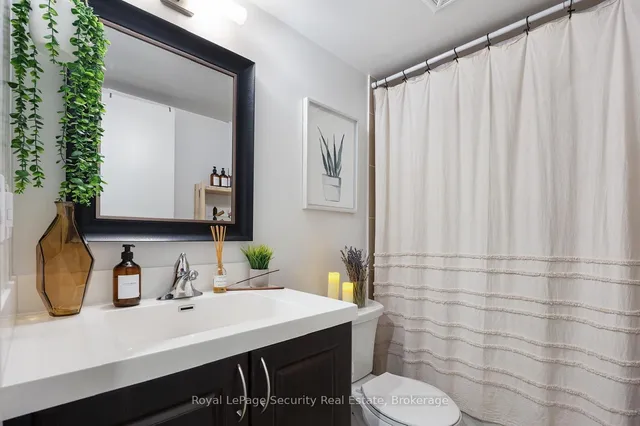 Additional image 17 of 3091 Dufferin St Unit 439