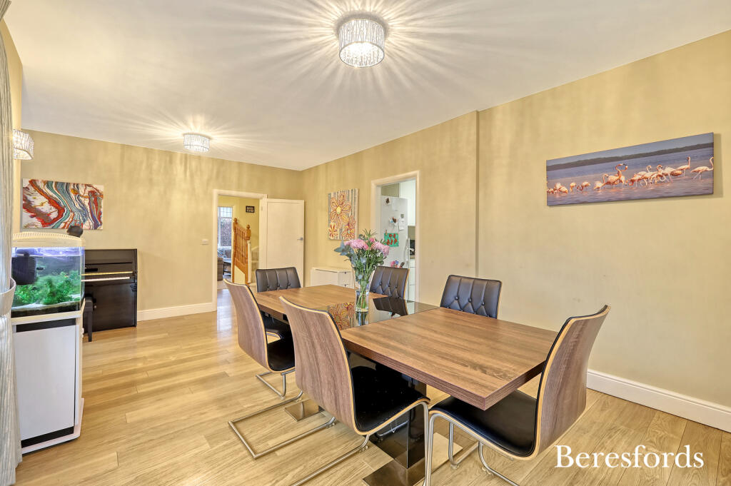 Additional image 22 of The Close, Rose Valley, CM14