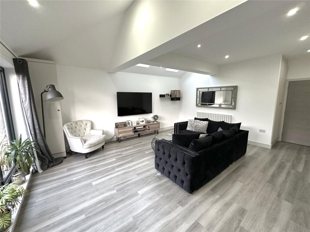 Additional image 3 of West Hill, Sanderstead, South Croydon, CR2