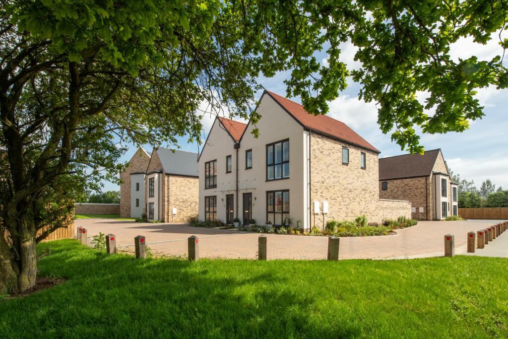 Additional image 13 of Land off of Remembrance Avenue, 
Chelmsford, 
Essex, 
CM3 3HR