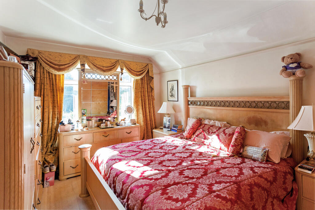 Additional image 9 of Stanstead Road, Caterham, CR3