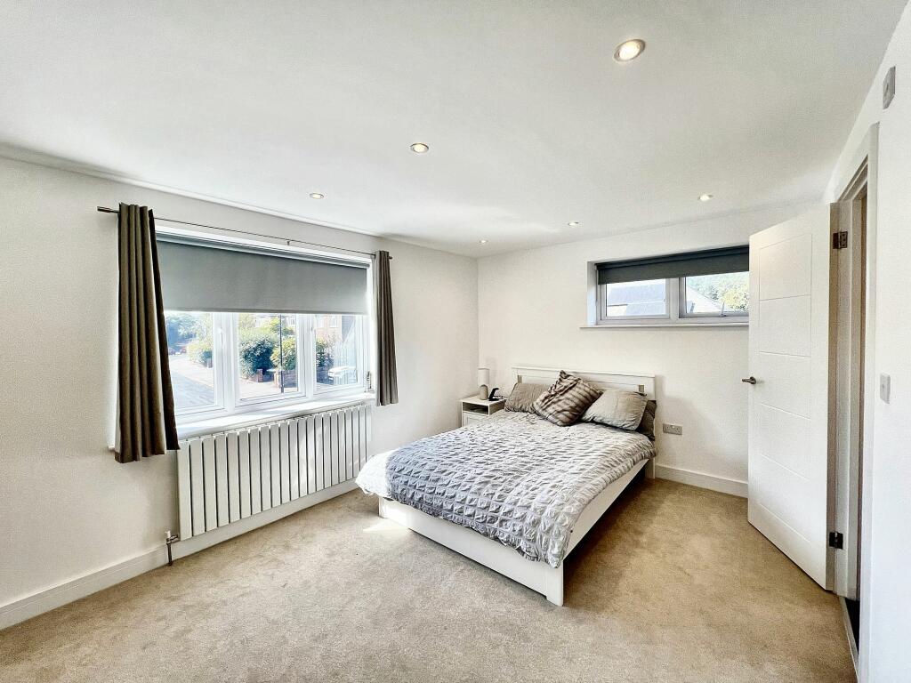 Additional image 11 of Kingsdown Avenue, South Croydon, CR2