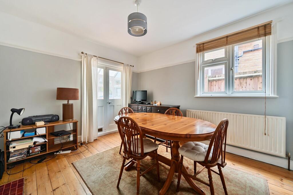 Additional image 7 of Farningham Road, Caterham, CR3