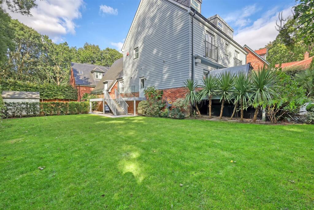 Additional image 26 of Woodside Place, Great Warley, Brentwood