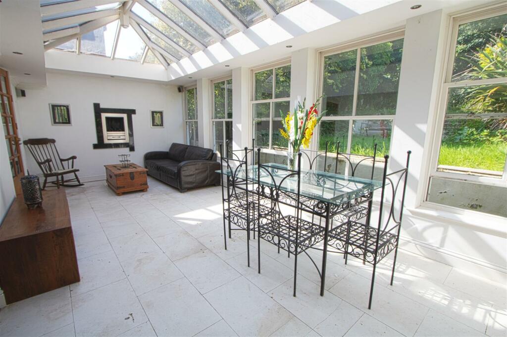 Additional image 4 of Crown Road, Billericay