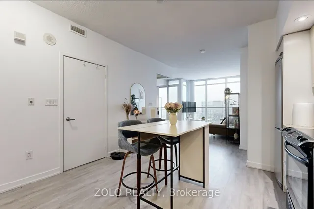 Additional image 4 of 25 Capreol Crt Unit 3306