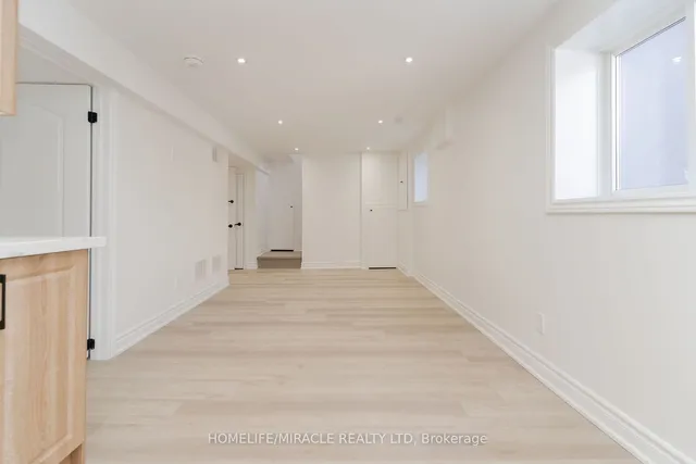 Additional image 34 of 71 Gulliver Cres