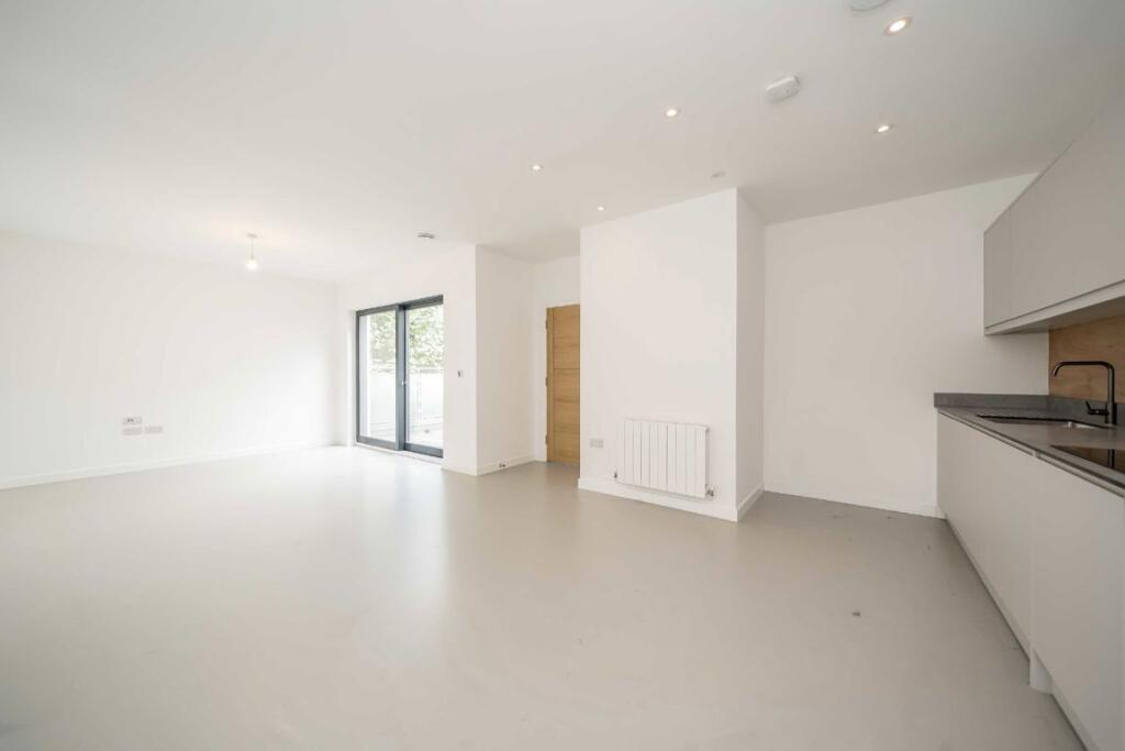 Additional image 7 of Inglemere Road, Tooting