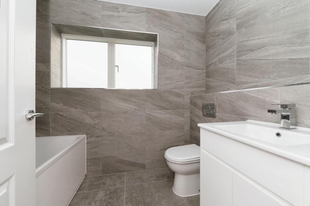 Additional image 11 of Harding Elms Road, Crays Hill, Billericay, CM11