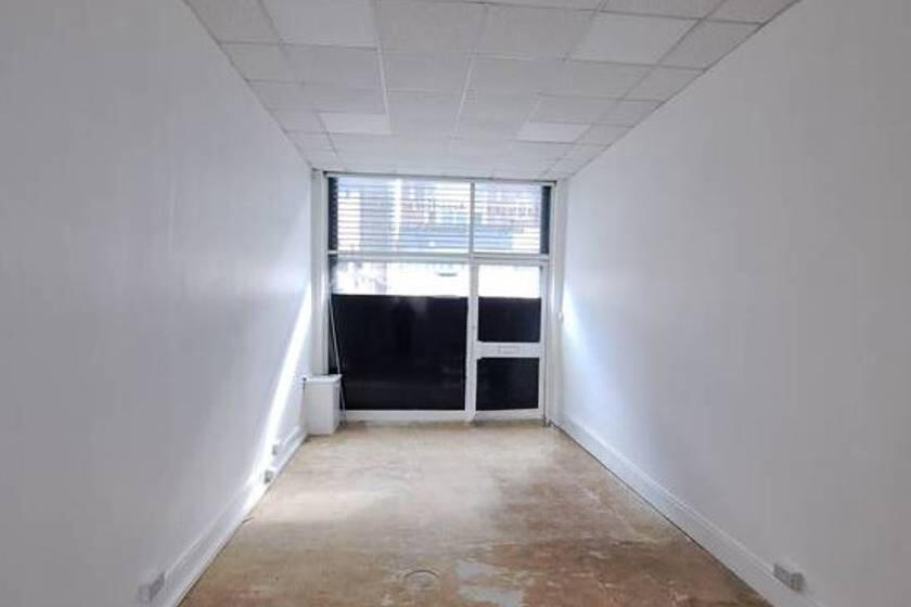 Additional image 3 of 26 Station Avenue, Caterham, Surrey, CR3