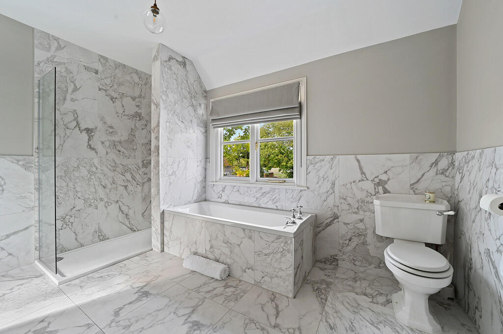 Additional image 21 of Lexden Road, Lexden, Colchester