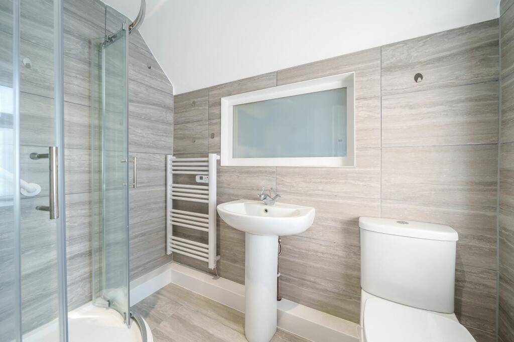 Additional image 16 of The Netherlands, Coulsdon, CR5