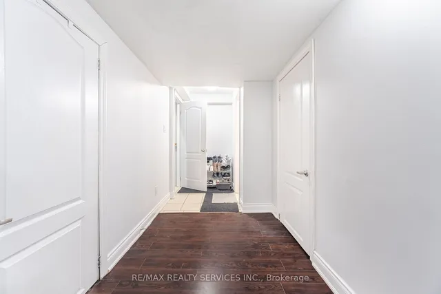 Additional image 31 of 4 Runnymede Cres