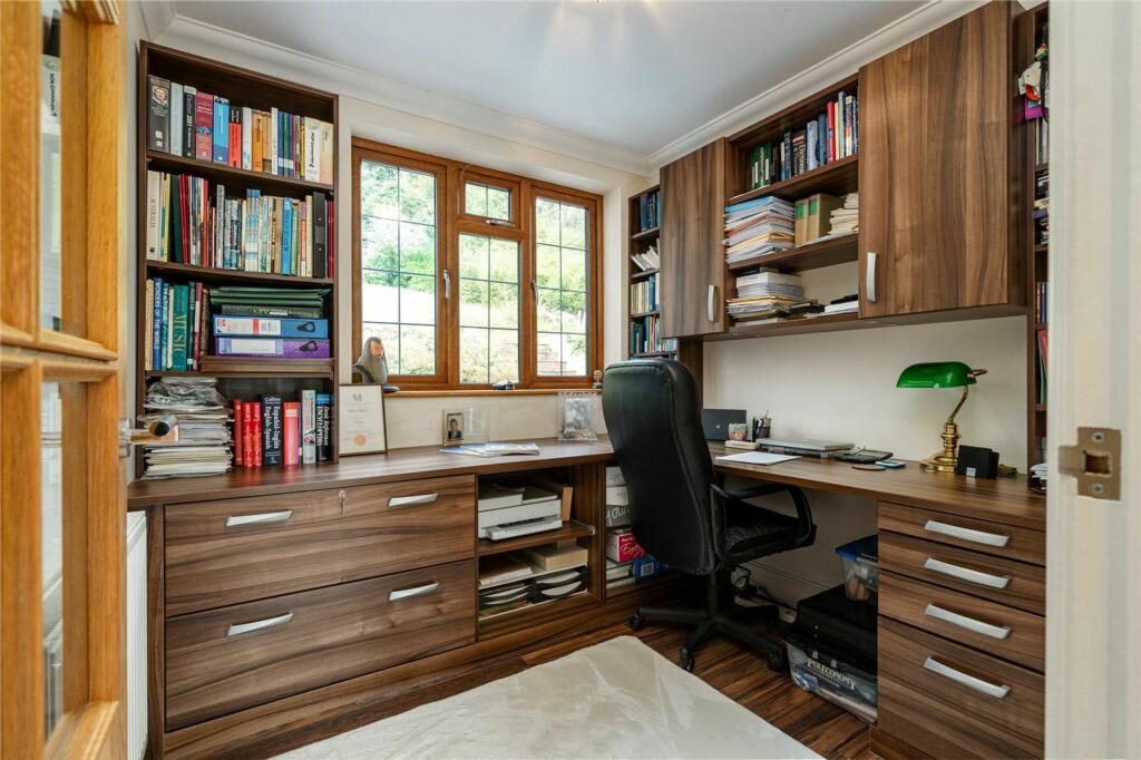 Additional image 9 of Southfields Road, Woldingham, CR3