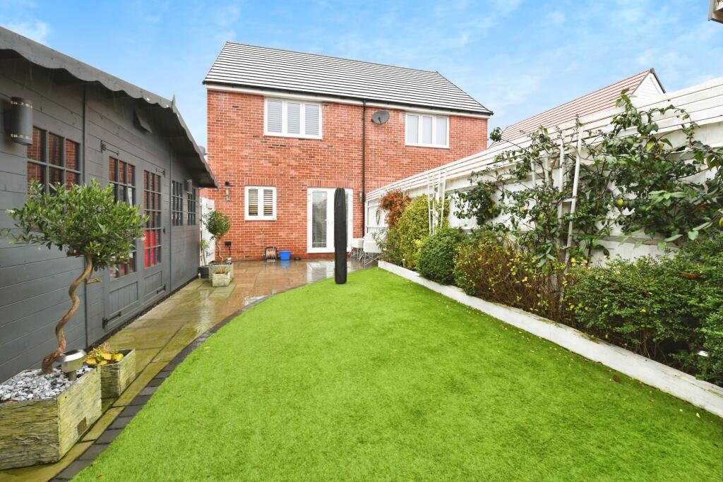 Additional image 14 of Oak Crescent, Burnham-on-Crouch, CM0