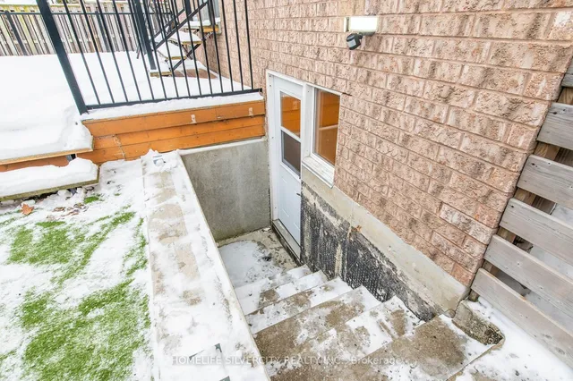 Additional image 31 of 85 Stoneylake Ave