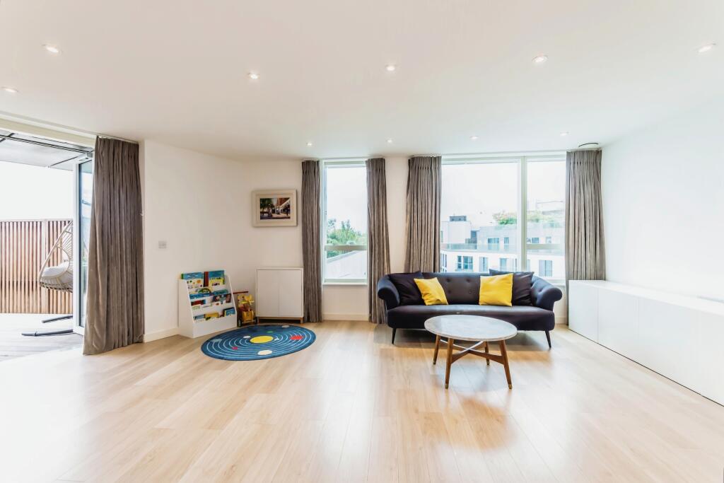 Additional image 16 of Saffron Central Square, Croydon, CR0